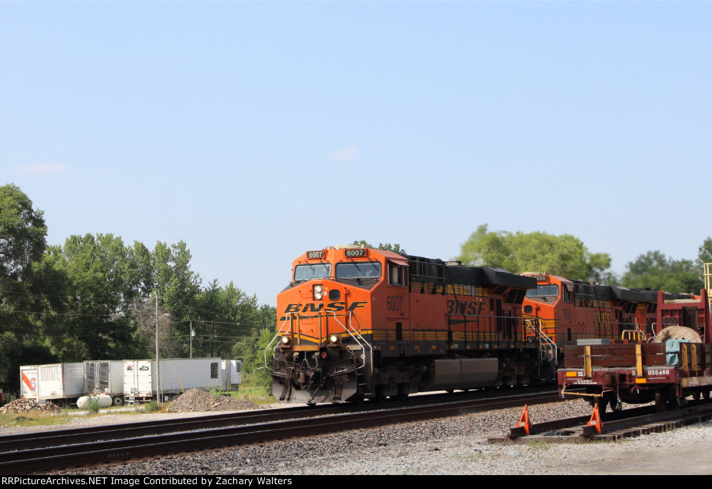 BNSF 6007